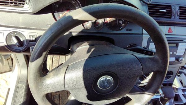 2007 Vw Passat Steering Wheel OEM Qq Black 3C04190911QB — photo 4
