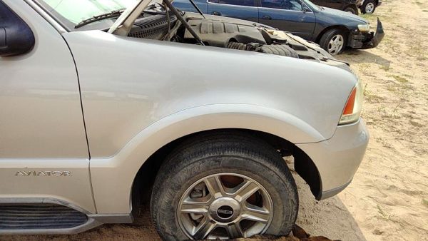 2003-2005 Lincoln Aviator Passenger Right Front Fender Oem Silver Jp 3C5z16005aa — photo 2