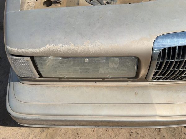 1993 Buick Century Headlamp Assembly RH — photo 1