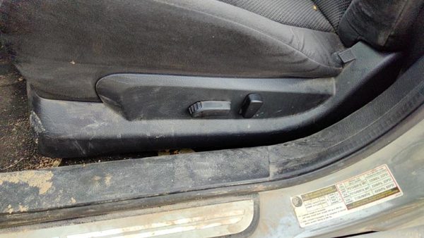 2007 Nissan Altima Driver Left Side Power Seat Switch With Trim Panel Charcoal G — photo 2
