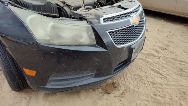 2011 Chevy Cruze Front Bumper Assy. Cover Assembly OEM Black Gar — photo 4