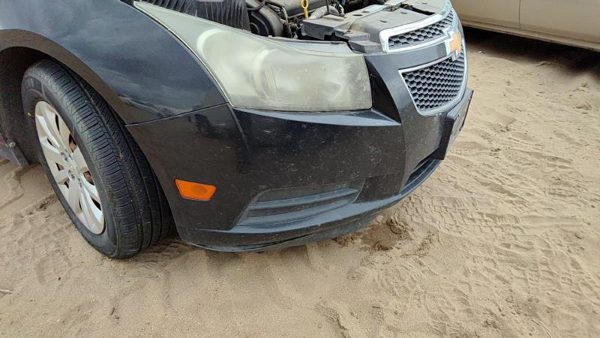 2011 Chevy Cruze Front Bumper Assy. Cover Assembly OEM Black Gar — photo 5