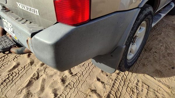 2000-2004 Nissan Xterra Passenger Right Rear Bumper End Cap Assembly Oem Back — photo 1