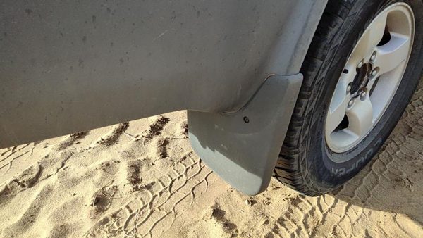 2000-2004 Nissan Xterra Passenger Right Rear Bumper End Cap Assembly Oem Back — photo 4