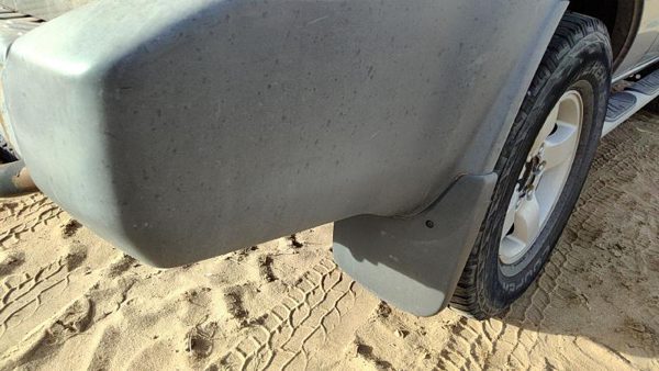 2000-2004 Nissan Xterra Passenger Right Rear Bumper End Cap Assembly Oem Back — photo 5