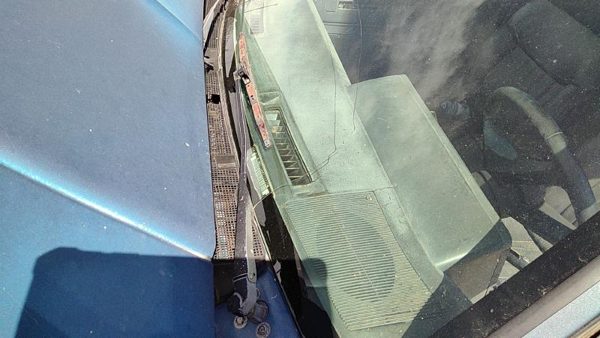 1990-1994 Chevy S10 Blazer Driver Left Windshield Wiper Arm Oem Blade Lever — photo 3