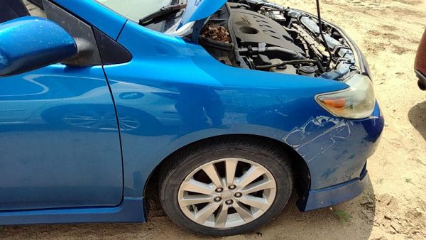 2010 Toyota Corolla Fender RH Blue 8T7 — photo 2