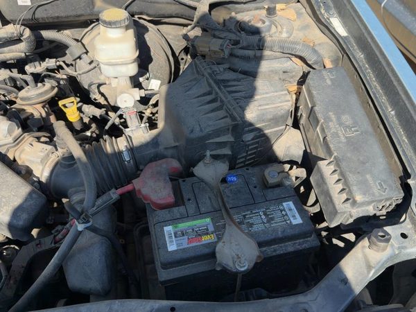 08 Mariner Complete Air Intake Cleaner Filter Box Housing With Tube Oem 3.0L — photo 4