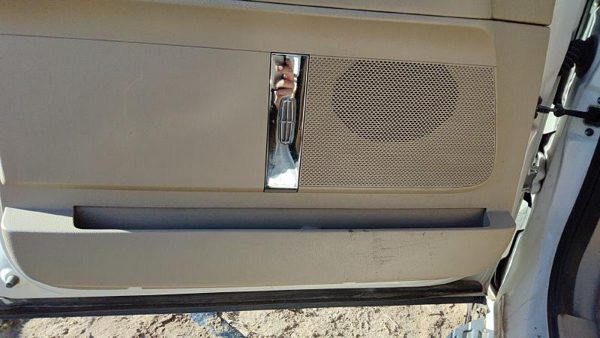07-10 Lincoln Navigator Driver Left Front Door Trim Panel With Master Switch Tan — photo 8