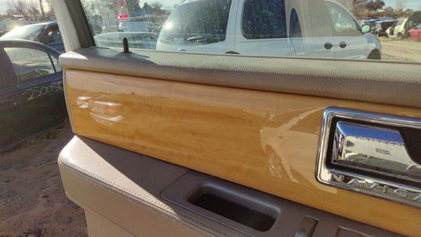 07-10 Lincoln Navigator Driver Left Front Door Trim Panel With Master Switch Tan — photo 11