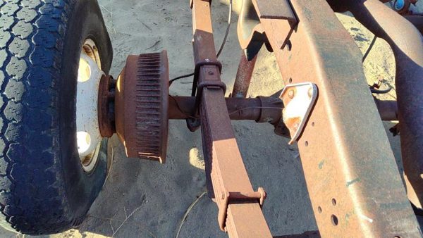 1983 Chevy Pickup 30 Rear Axle Assy. 4X4 40 Sp Cntr 51 Bp-bp — photo 3