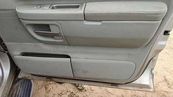 2003 Lincoln Aviator Passenger Right Front Door Trim Panel With Switches Gray Bl — photo 9