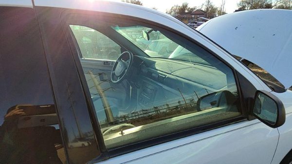2004-2007 Ford Freestar Passenger Right Front Side Window Door Glass Oem — photo 1