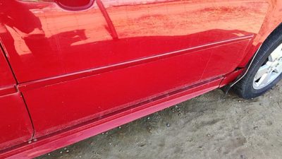 06-16 Chevy Impala Passenger Right Front Moulding From Door Trim Strip Red 74U
