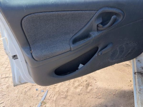 1999-2002 Chevy Cavalier Driver Left Front Door Trim Panel Manual Graphite 12C — photo 8