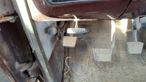 73-91 Gmc Sierra C3500 Parking Brake Pedal Assembly Oem Complete Emergency Unit — photo 3