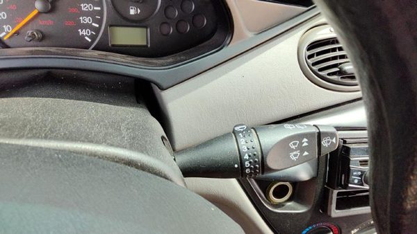 2000 Ford Focus Combination Switch Station Wagon — photo 3