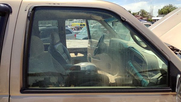 1988-2000 Silverado 2500 Passenger Right Front Side Window Door Glass Oem — photo 4