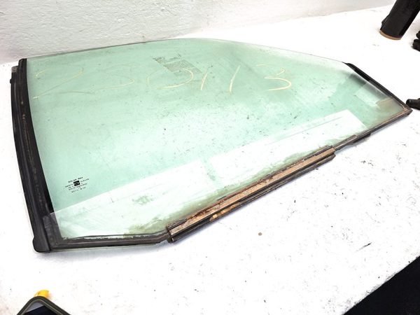 1988-2000 Silverado 2500 Passenger Right Front Side Window Door Glass Oem — photo 10