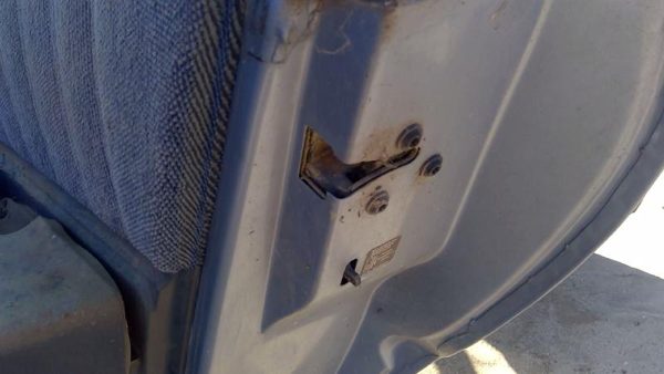 1991-1996 Caprice Passenger Right Rear Door Latch With Rods/Cables Assembly Back — photo 3