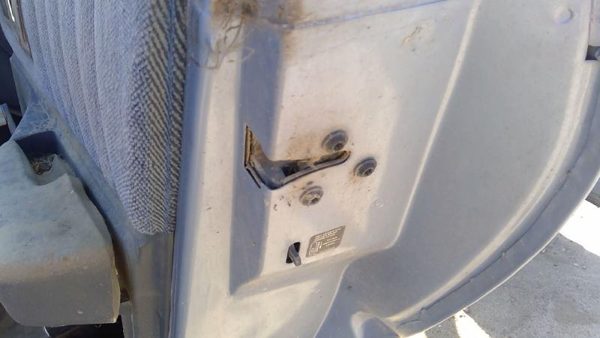 1991-1996 Caprice Passenger Right Rear Door Latch With Rods/Cables Assembly Back — photo 8