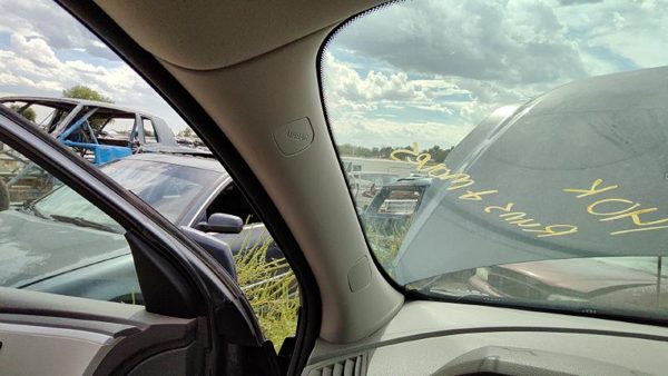 09-12 Chevy Traverse Driver Left A Pillar Trim Windshield Post Panel Oem Gray — photo 2
