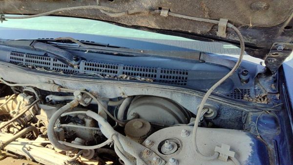 1998-1999 Honda Accord Driver Left Windshield Wiper Arm Oem Blade Lever — photo 3