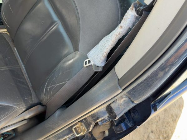 01-05 Pt Cruiser Driver Left Front Seat Belt Retractor Shoulder Seat Beige — photo 2