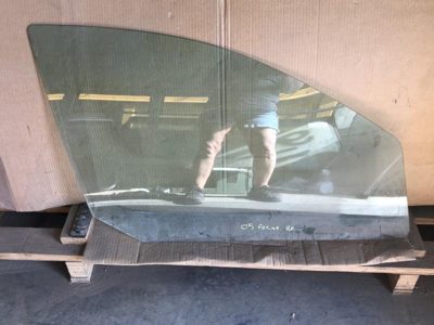 2000-2007 Ford Focus Passenger Right Front Side Window Door Glass Oem