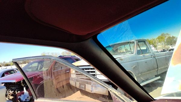 82-96 Buick Century Driver Left A Pillar Trim Windshield Post Panel Oem Red — photo 2