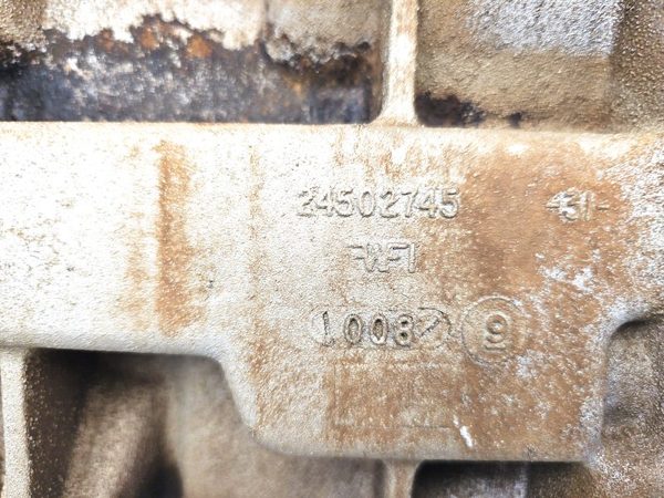 1995-2005 Buick Park Ave Lower Intake Manifold Oem 3.8L 3800 Series Ii 24508923 — photo 9