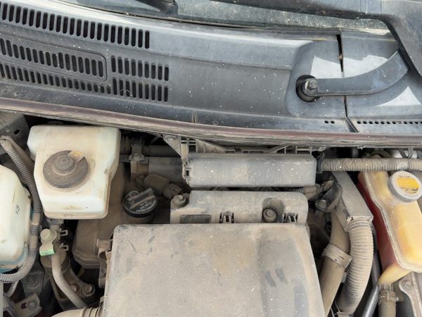 2001-2009 Toyota Prius Valve Cover Oem 1.5L 1120121062 — photo 3