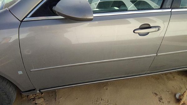 2006 Chevrolet Impala Front Door LH Bronze 53U — photo 3