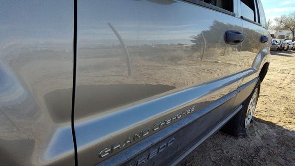 2001 Jeep Grand Cherokee Front Door LH Ps5 Silver 55135921AG — photo 4