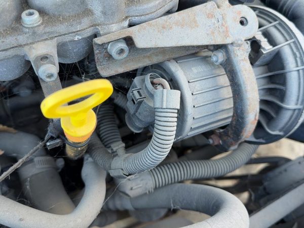 2002 Secondary Air Injection Pump With Pigtail 2.0L Air Pump Pig Tail. — photo 1