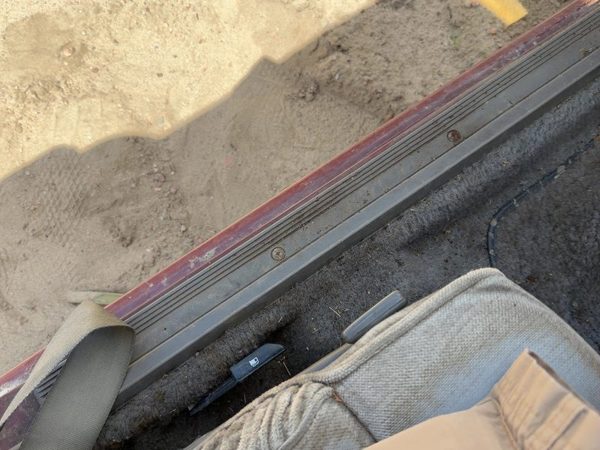 1985-1988 Nissan Maxima Driver Left Lower Sill Step Moulding Trim Panel Oem Gray — photo 2