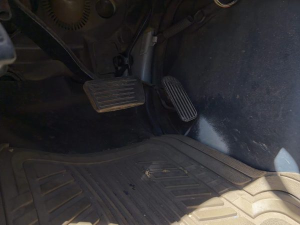 1996-2002 Chevy Express 2500 Gas Pedal Assembly Oem Accelerator — photo 1