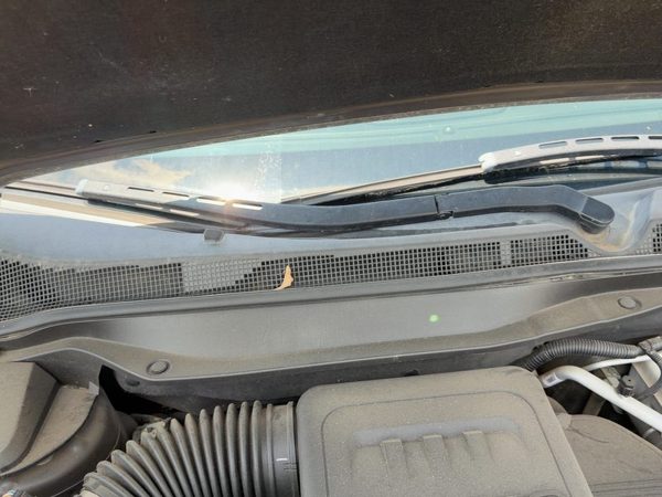 2014 Chevy Equinox Windshield Wiper Cowl Vent Trim Panel Oem Cover — photo 5