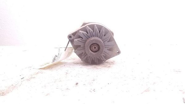 1981-1983 Jeep Wagoneer Oem Alternator 70 Amp Jr775007 — photo 1