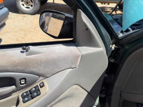 96-99 Chevy Lumina Driver Left Front Door Trim Panel Master Switch Shale 92B — photo 5