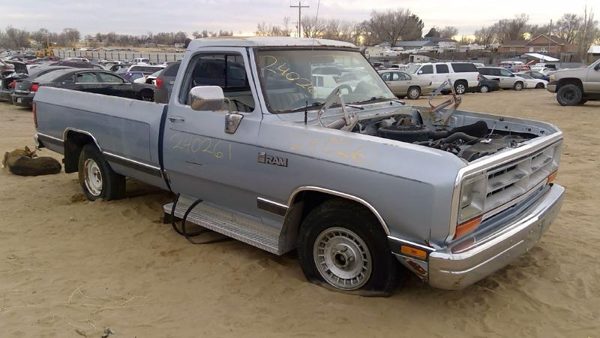 1989 Dodge Ram — vehicle photo 7