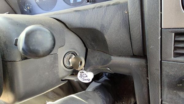 01-04 Jeep Grand Cherokee Ignition Switch Assembly With Key Complete Electrical — photo 1