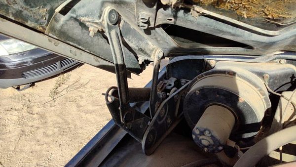 1984-1991 Jeep Grand Wagoneer Passenger Right Hood Hinge Assembly Oem Green — photo 1
