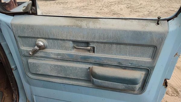 1973 GMC Jimmy Front Door Trim Panel RH Chevy C10 Blue — photo 1