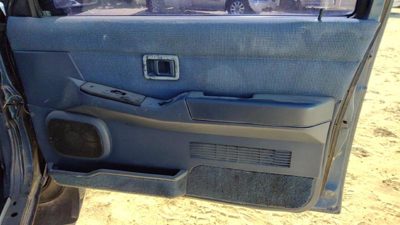 95 Nissan Pathfinder Passenger Right Front Inside Door Trim Panel Only Oem Blue