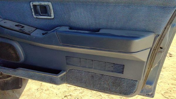 95 Nissan Pathfinder Passenger Right Front Inside Door Trim Panel Only Oem Blue — photo 9