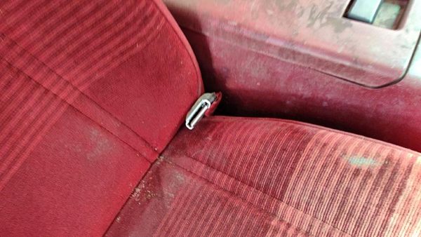 1990 Ford Bronco 2 Passenger Right Front Seat Belt Buckle Receiver Oem Red — photo 2