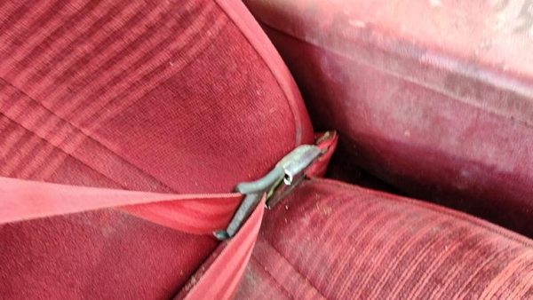1990 Ford Bronco 2 Passenger Right Front Seat Belt Buckle Receiver Oem Red — photo 3