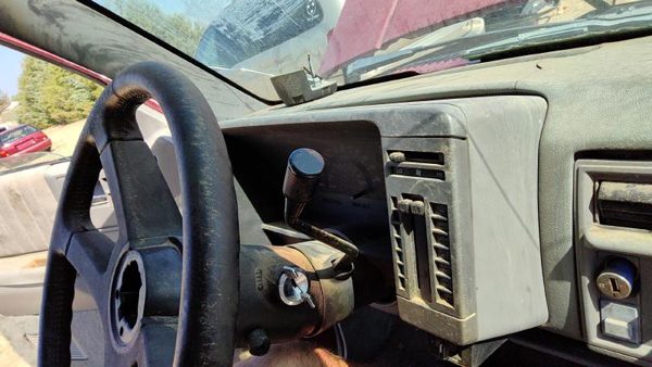1993 Chevrolet S10 Blazer Dash Panel Gray — photo 6