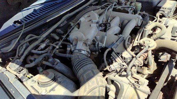 1999-2004 Ford Mustang Passenger Right Cylinder Head Assembly Oem 3.8L 3.8L — photo 1
